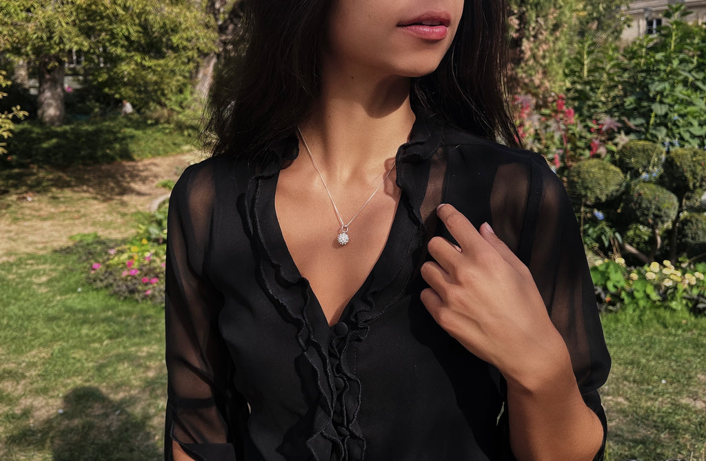 Pendant SIMONNE - Filigree - Bleached silver 925/1000 | MEA AYAYA